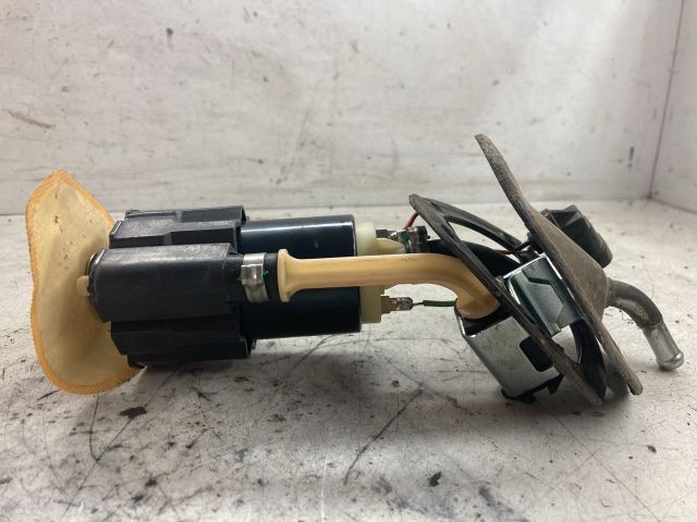 bontott OPEL ASTRA F Üzemanyag Szivattyú