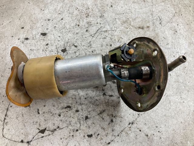 bontott OPEL ASTRA F Üzemanyag Szivattyú