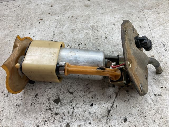 bontott OPEL ASTRA F Üzemanyag Szivattyú