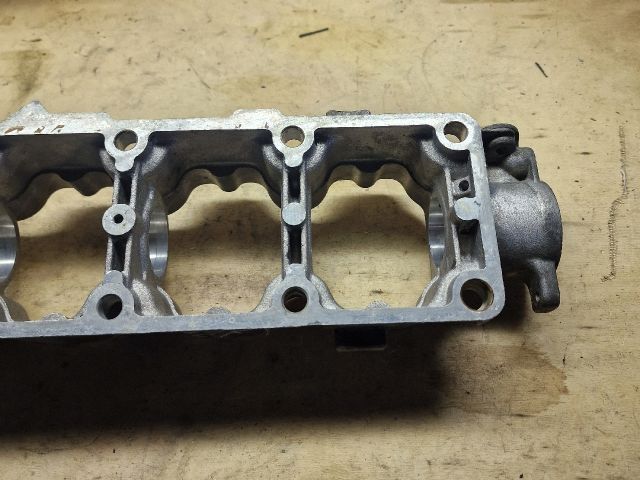 bontott OPEL ASTRA F Vezérműtengely Ház