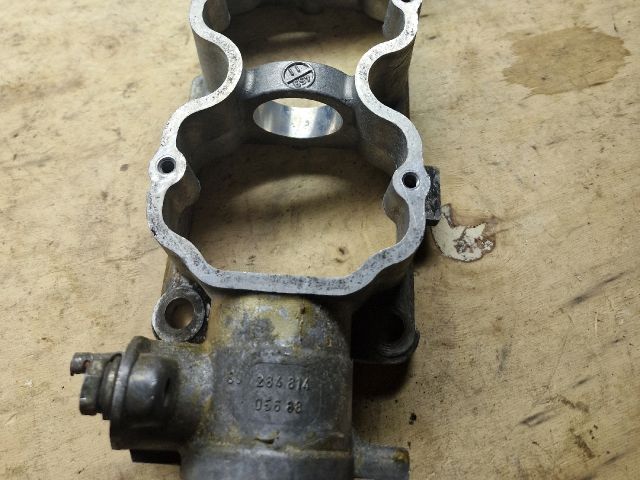 bontott OPEL ASTRA F Vezérműtengely Ház