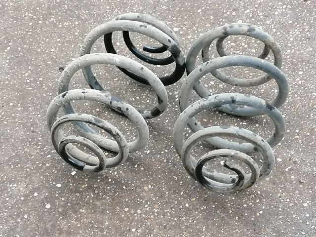 bontott OPEL ASTRA F Hátsó Rugó Pár