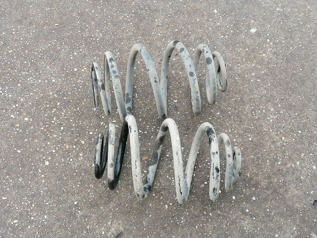 bontott OPEL ASTRA F Hátsó Rugó Pár