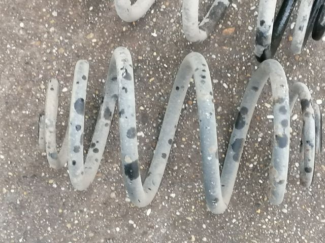 bontott OPEL ASTRA F Hátsó Rugó Pár