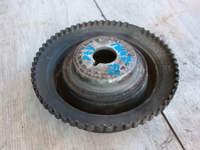 bontott OPEL ASTRA F Főtengely Szíjtárcsa