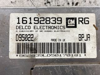 bontott OPEL ASTRA F Motorvezérlő