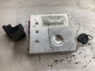 bontott OPEL ASTRA F Motorvezérlő