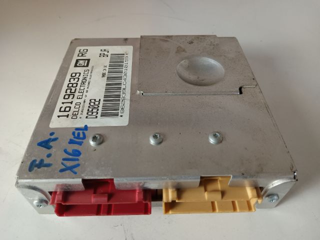 bontott OPEL ASTRA F Motorvezérlő