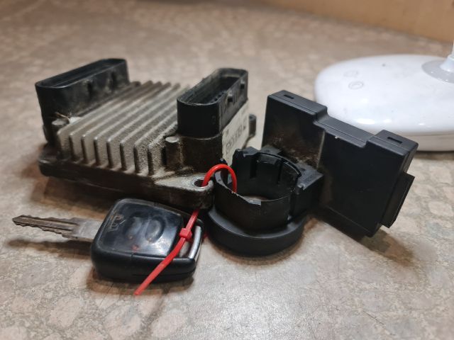 bontott OPEL ASTRA F Motorvezérlő