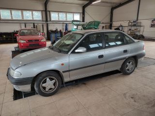 bontott OPEL ASTRA F Első Lambdaszonda