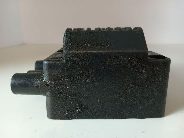 bontott OPEL ASTRA F Gyújtótrafó