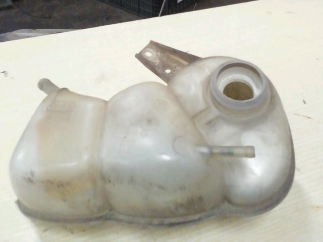 bontott OPEL ASTRA F Kiegyenlítő Tartály