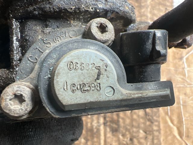 bontott OPEL ASTRA F Központi Injektor