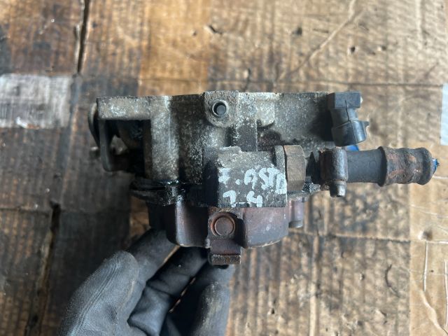 bontott OPEL ASTRA F Központi Injektor