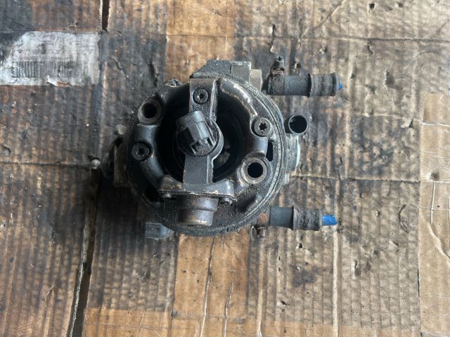 bontott OPEL ASTRA F Központi Injektor