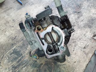 bontott OPEL ASTRA F Központi Injektor