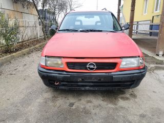 bontott OPEL ASTRA F Motor (Fűzött blokk hengerfejjel)