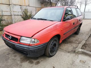 bontott OPEL ASTRA F Motor (Fűzött blokk hengerfejjel)