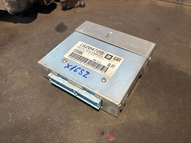 bontott OPEL ASTRA F Motorvezérlő