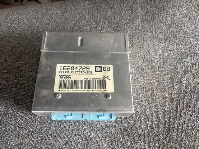 bontott OPEL ASTRA F Motorvezérlő