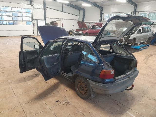 bontott OPEL ASTRA F Tank