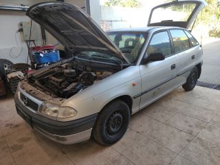 bontott OPEL ASTRA F Termosztátház