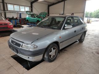 bontott OPEL ASTRA F Vízhűtő Radiátor (Nem klímás)