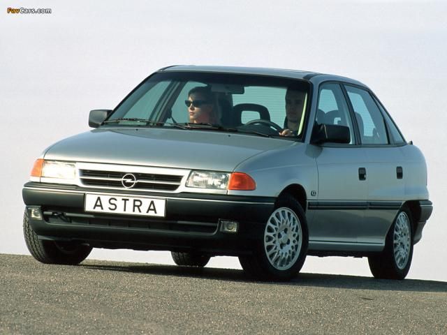 bontott OPEL ASTRA F Központi Injektor