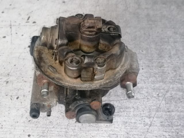 bontott OPEL ASTRA F Központi Injektor