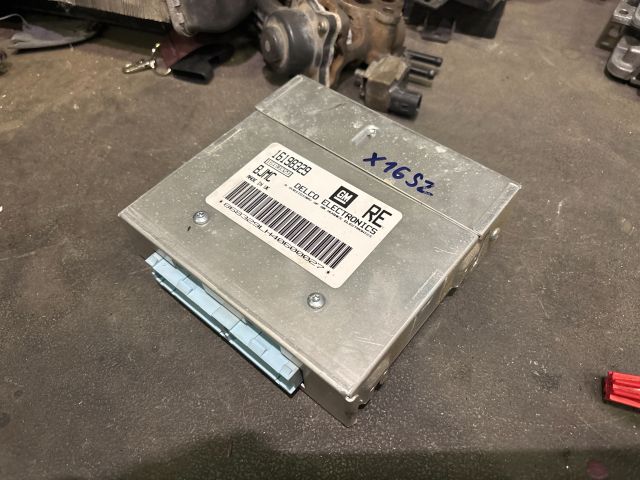 bontott OPEL ASTRA F Motorvezérlő