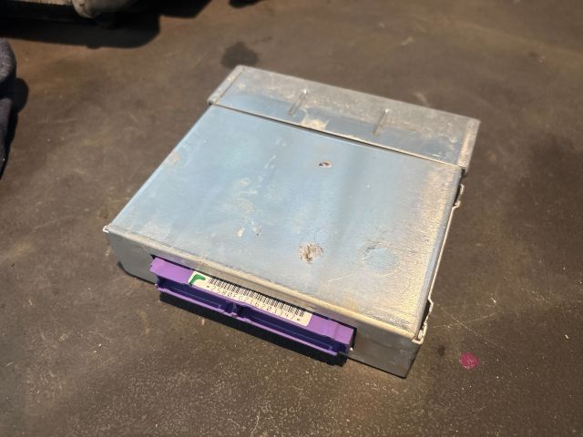 bontott OPEL ASTRA F Motorvezérlő