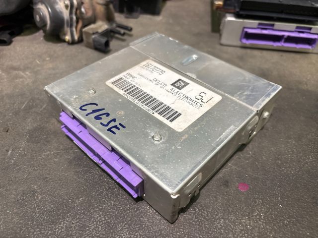 bontott OPEL ASTRA F Motorvezérlő