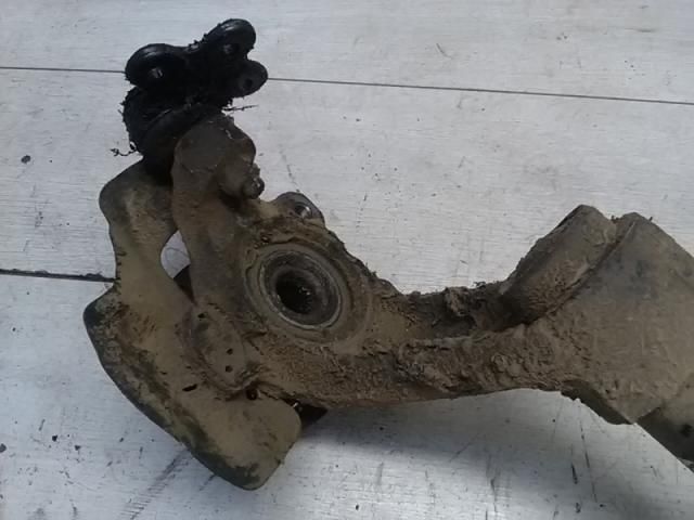 bontott OPEL ASTRA F Jobb első Kerékagy