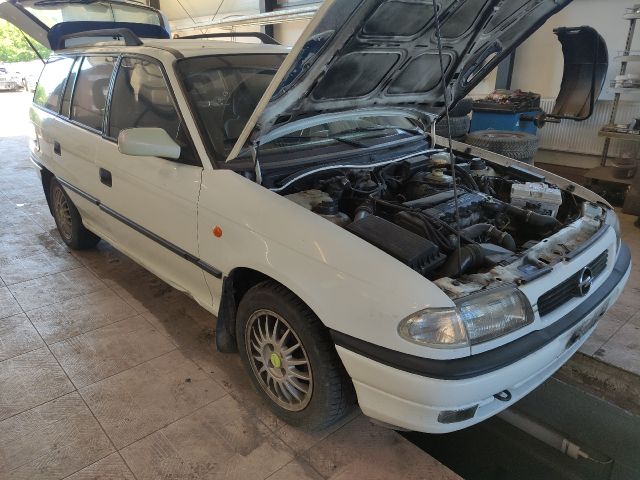 bontott OPEL ASTRA F ABS Kocka