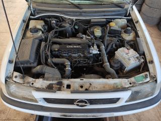 bontott OPEL ASTRA F ABS Kocka