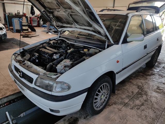 bontott OPEL ASTRA F ABS Kocka