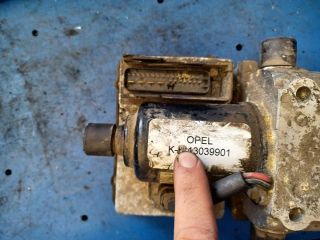 bontott OPEL ASTRA F ABS Kocka