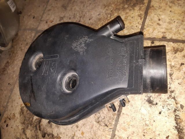 bontott OPEL ASTRA F Középső Motorburkolat