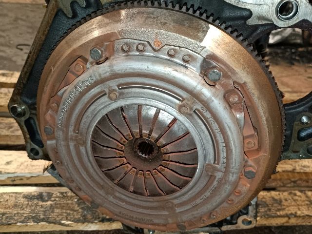 bontott OPEL ASTRA F Kuplung Szett Lendkerékkel