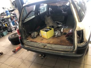 bontott OPEL ASTRA F Bal hátsó Rugó