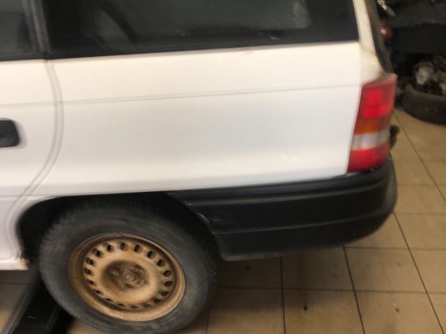 bontott OPEL ASTRA F Bal hátsó Rugó