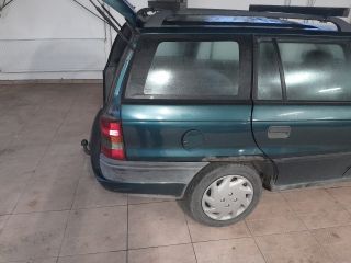 bontott OPEL ASTRA F Nívópálca