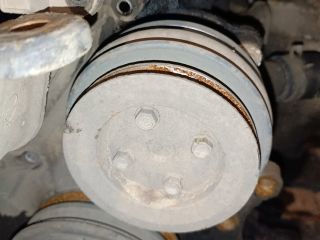 bontott OPEL ASTRA F Vízpumpa Szíjtárcsa