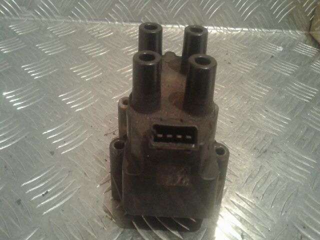 bontott OPEL ASTRA F Gyújtótrafó Szett