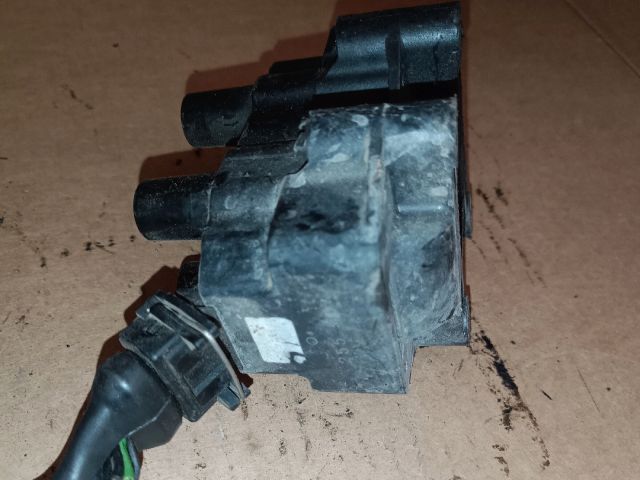 bontott OPEL ASTRA F Gyújtótrafó