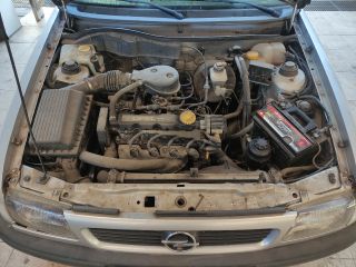 bontott OPEL ASTRA F Ablakmosó Tartály