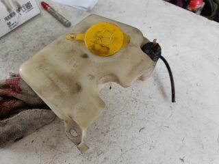 bontott OPEL ASTRA F Ablakmosó Tartály