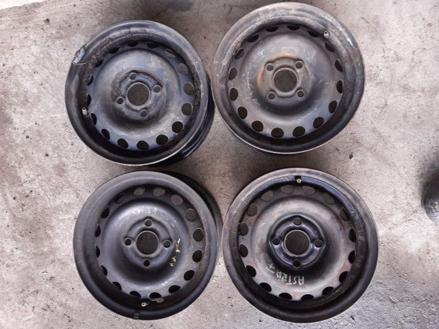 bontott OPEL ASTRA F Acélfelni Szett Gumival