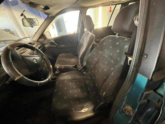 bontott OPEL ASTRA F Bal A Oszlop Burkolat