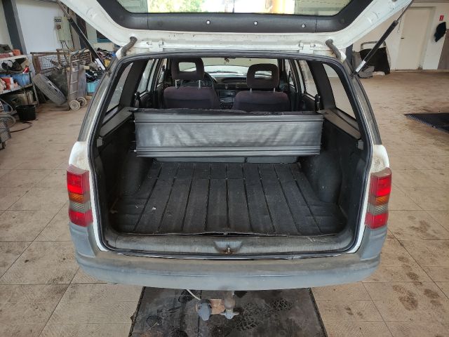 bontott OPEL ASTRA F Bal C Oszlop Burkolat